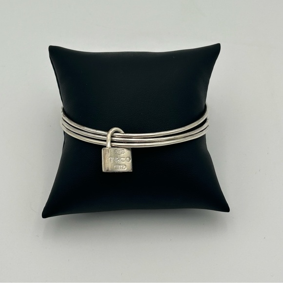 Tiffany & Co. Vintage Silver Padlock Bracelet - Picture 1 of 6